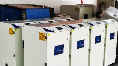 激光煙霧凈化器哪家好,執(zhí)信環(huán)保激光煙霧凈化器凈化車間煙塵污染！