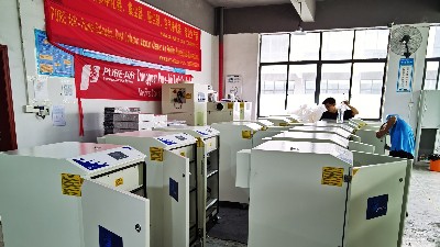 工業(yè)粉塵除塵器，執(zhí)信環(huán)保為工業(yè)加工提供高效除塵設(shè)備。